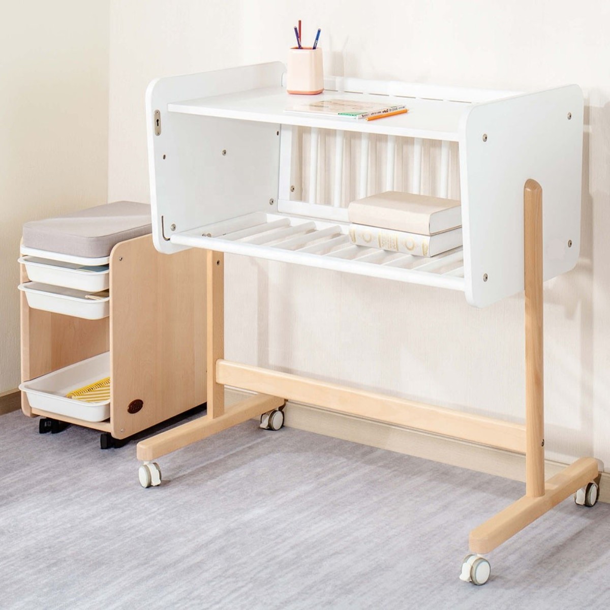 Easy Moveable Wooden Baby Nursery